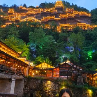 梦想变成回忆。