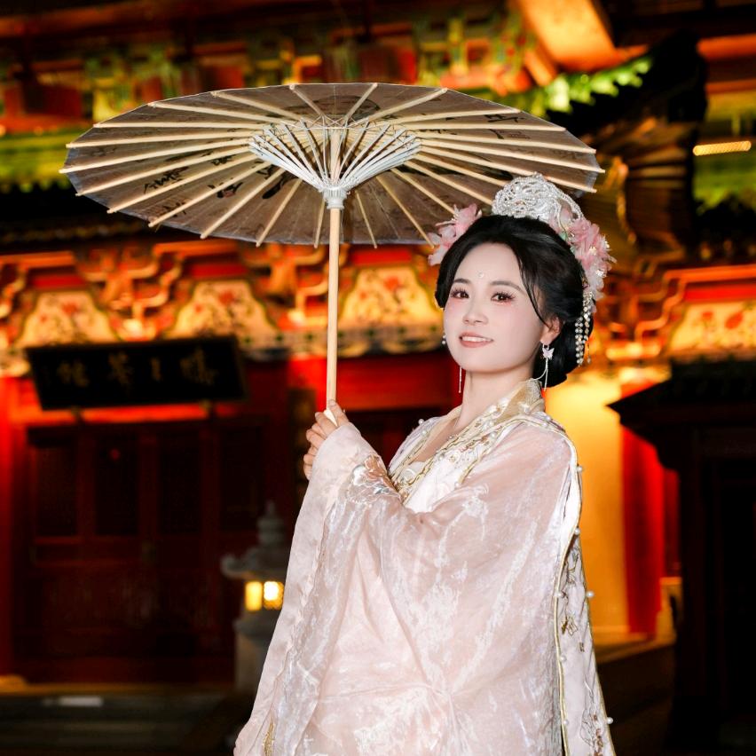 巧云🌹🌹🌹