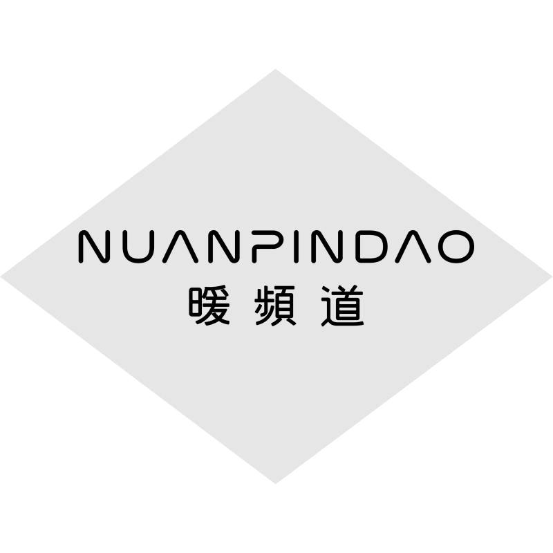 衡水百货大楼暖频道羽绒服_丁燕