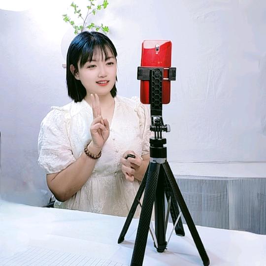 晴晴自拍杆
