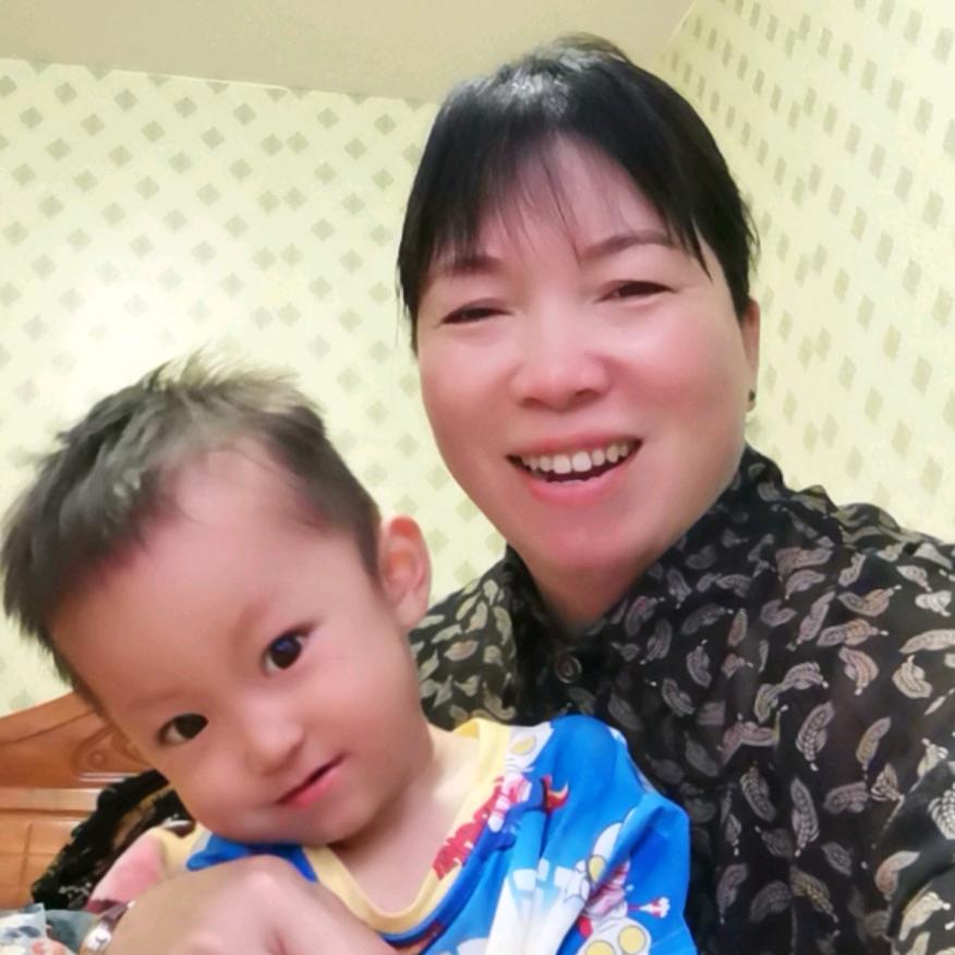 蓝，飞，仁