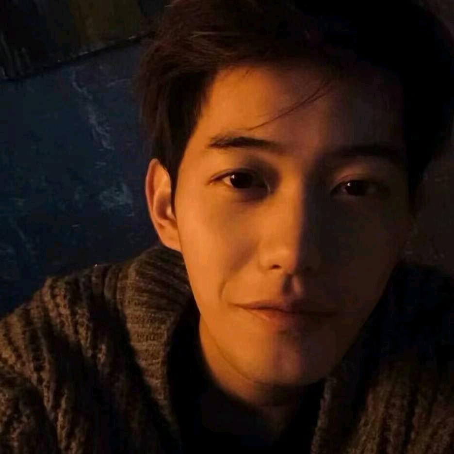 小王.