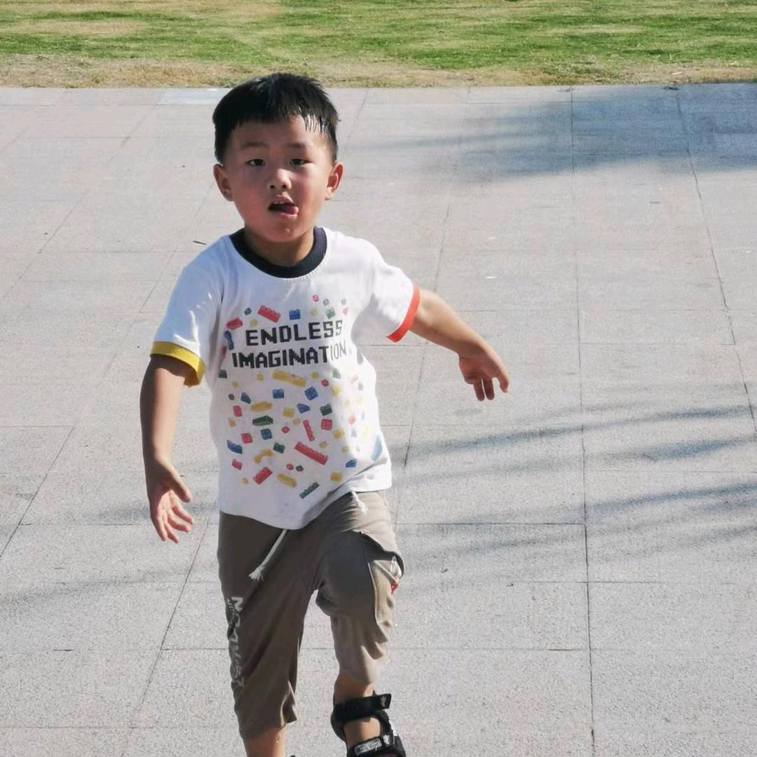 李成停（婷）是李成嘞