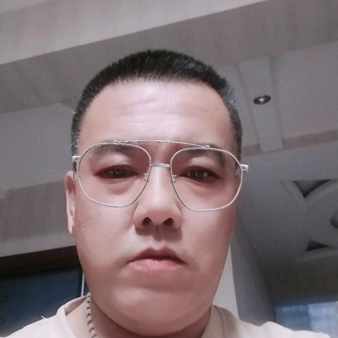 Xing吃鱼的猫