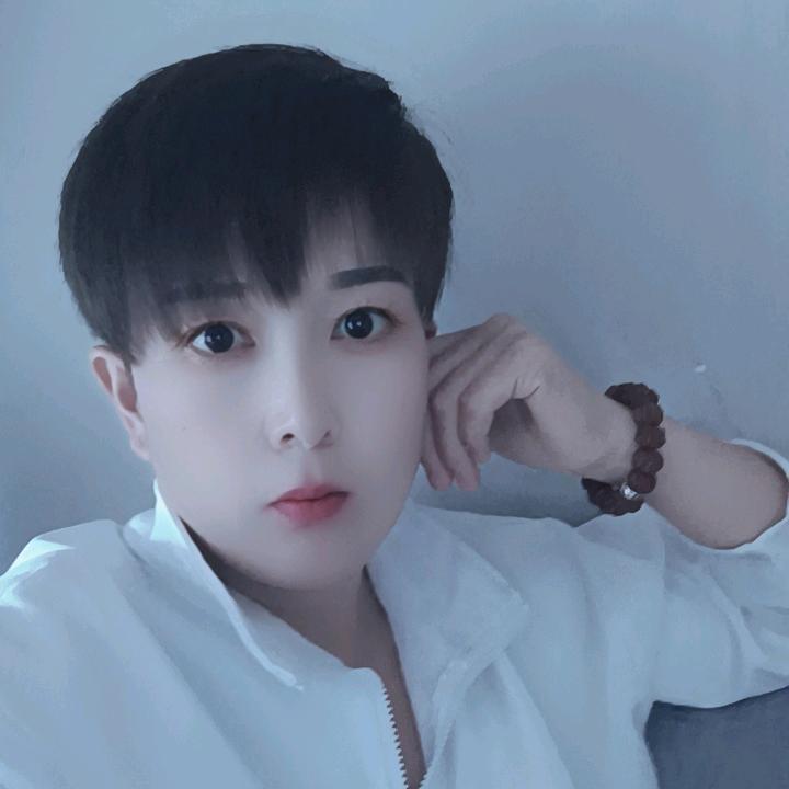 💔ꦿ໊冷眼᭄🕊看俗世᭄ꦿᩚ٭