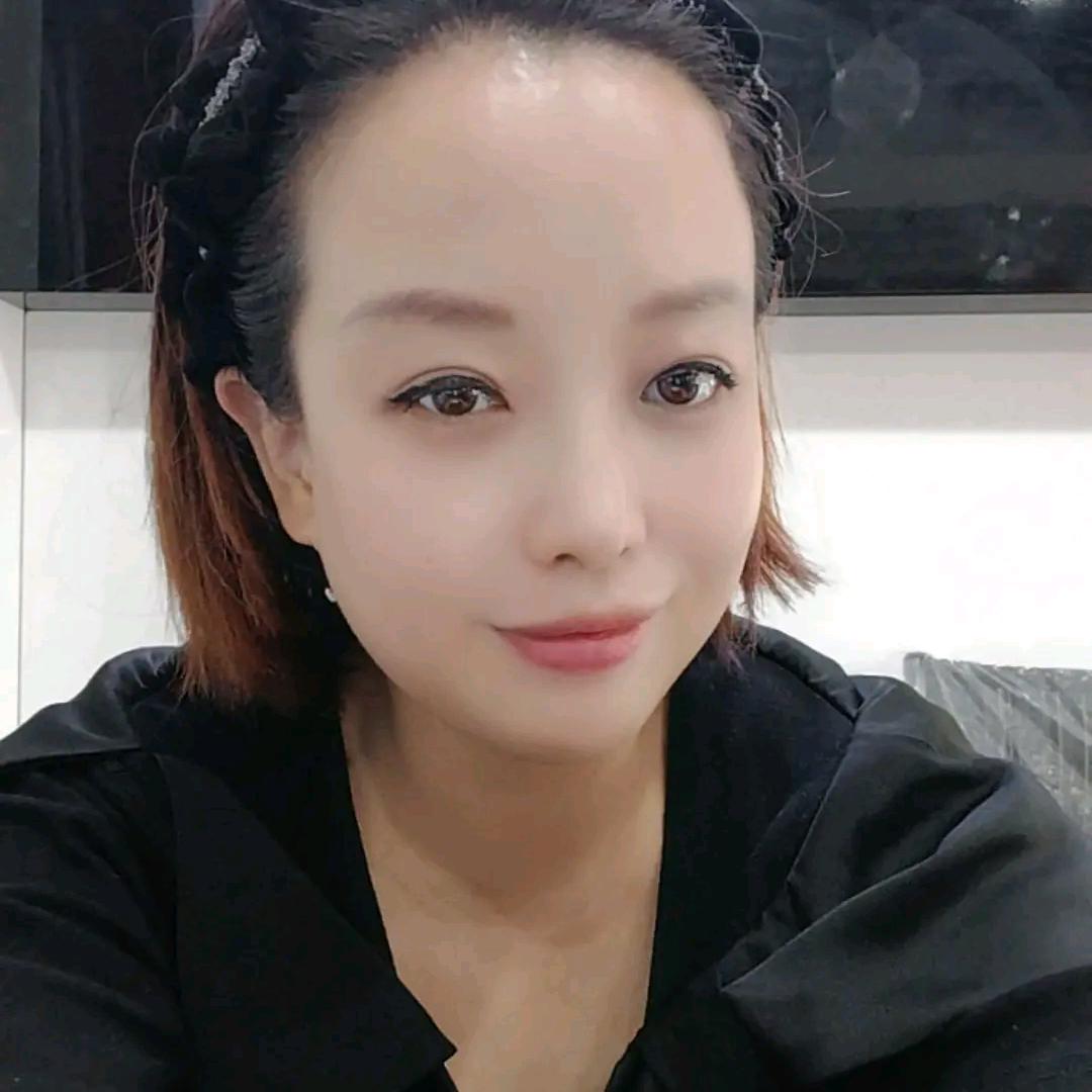 是玲姐：太原童鞋实体店