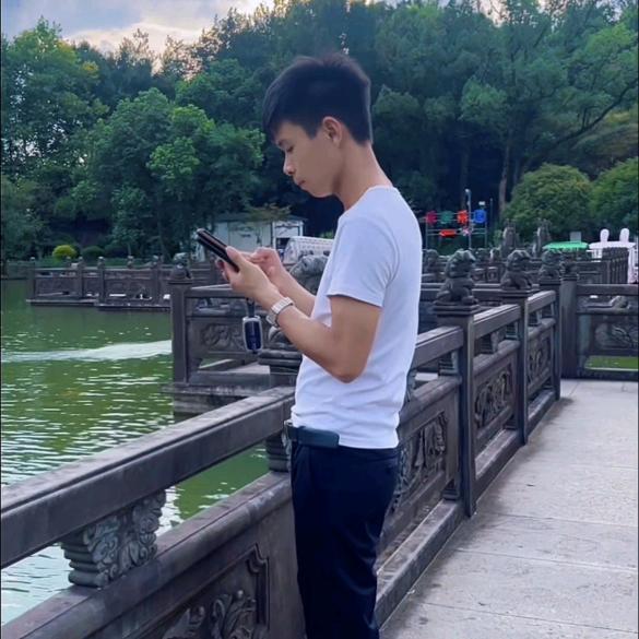 空调维修小哥哥
