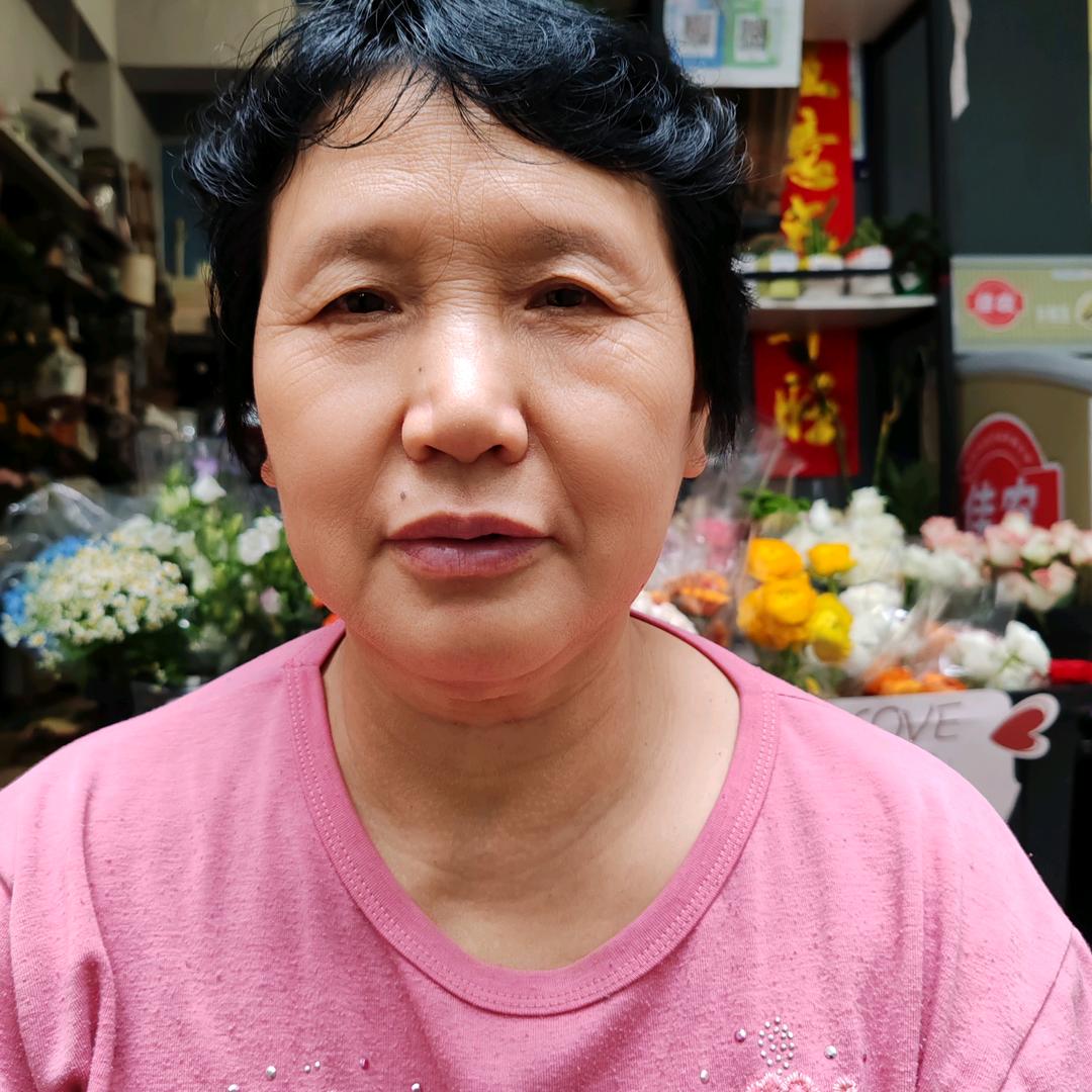 肖大姐每天下午13:20