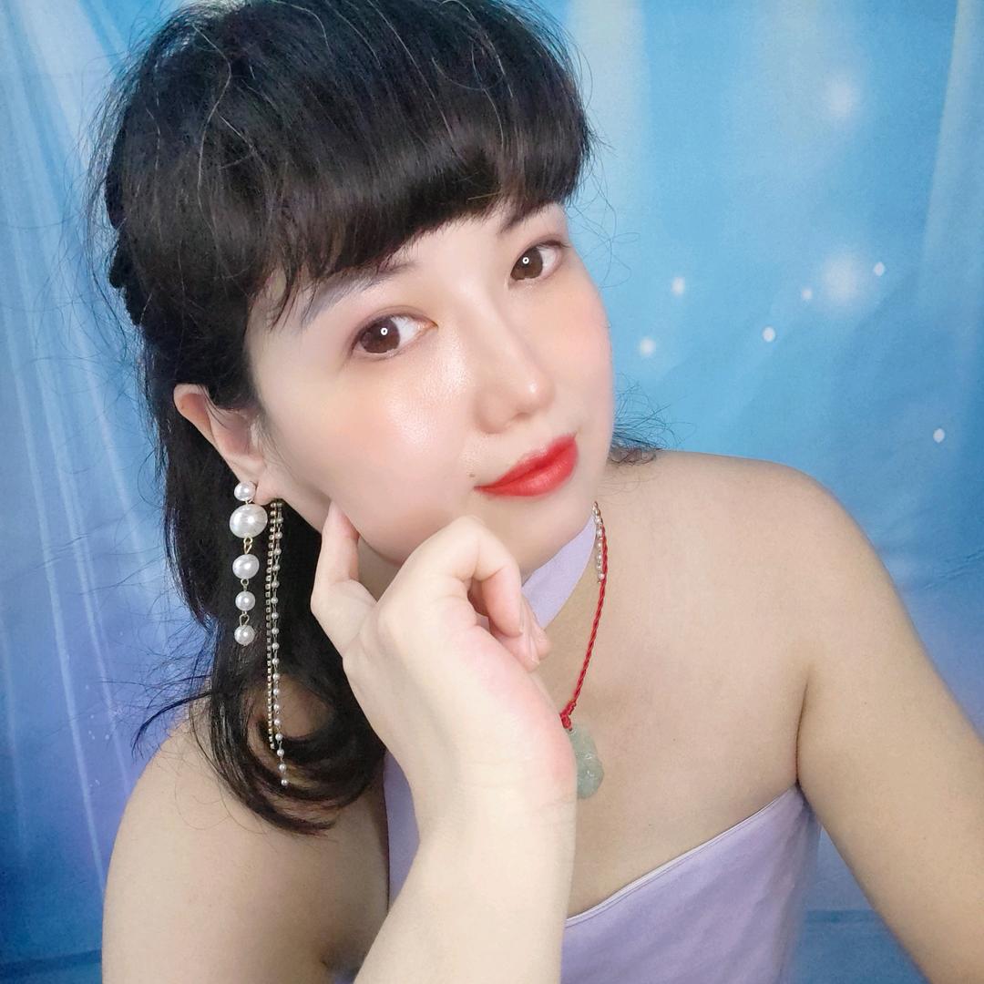 灰灰宝贝，（等待一束光）