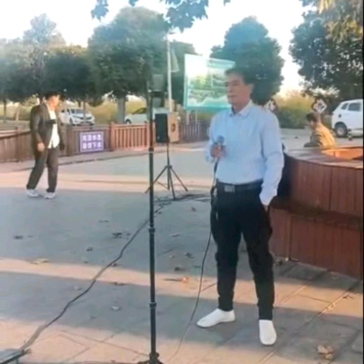 ABC独来独往的男人