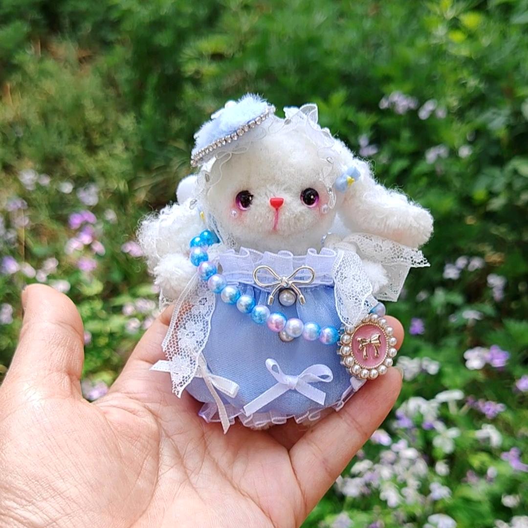 碧落落头像