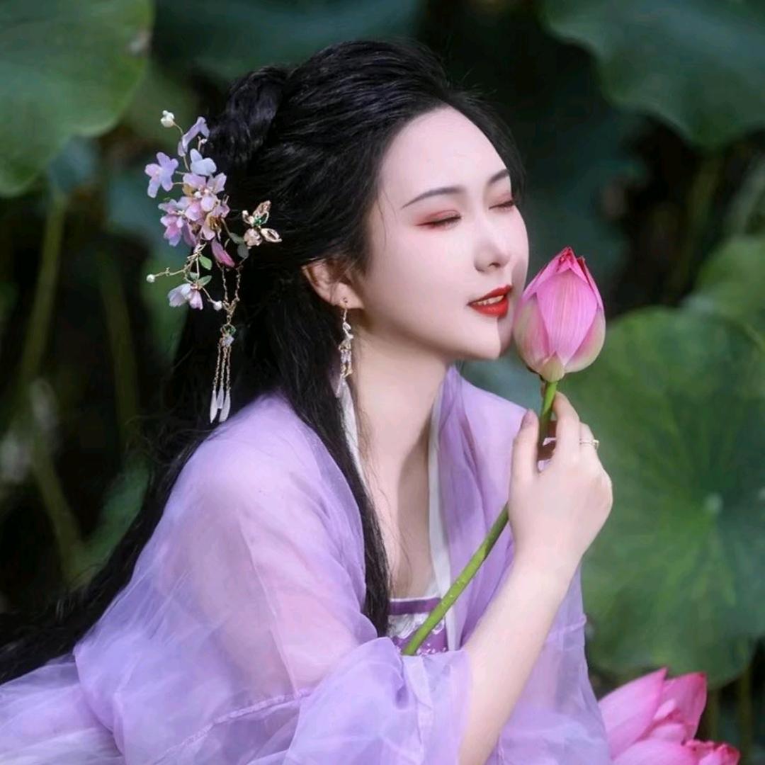 ໑💕梁拌西红🍅💕 ❧