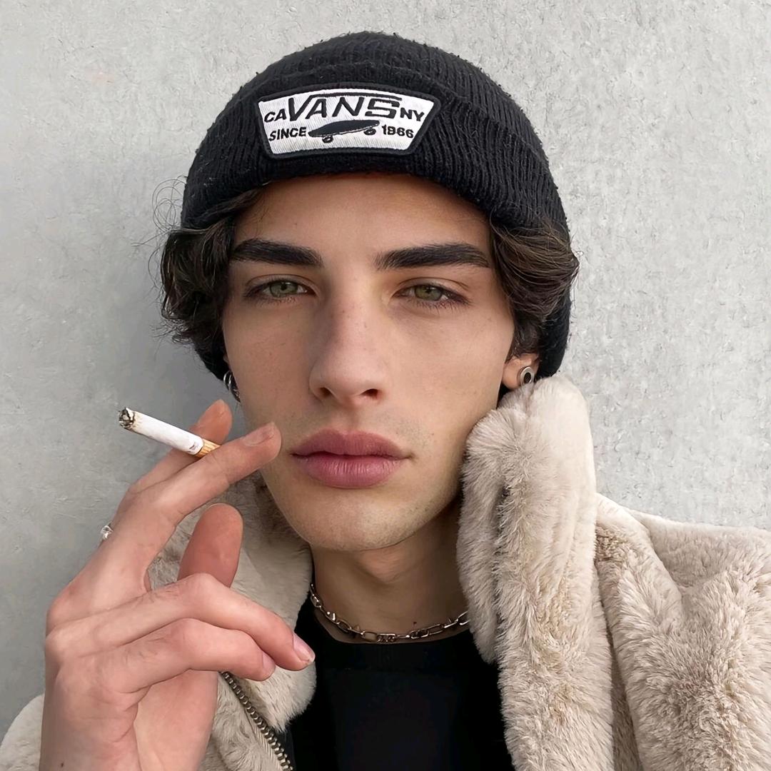 大耳朵爱吃胡萝卜