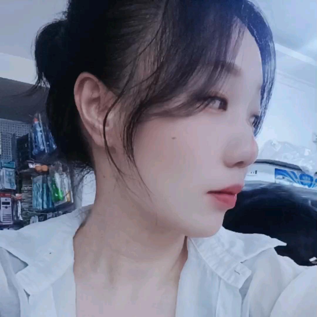 颜颜