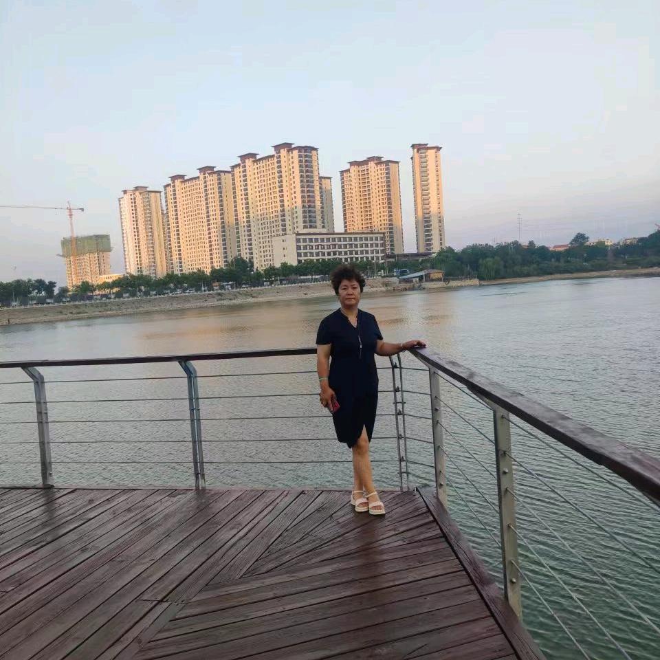 丽