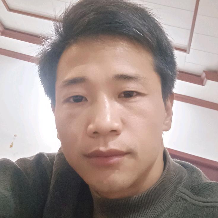 挖机出租，大小工程开挖做工一站式服务