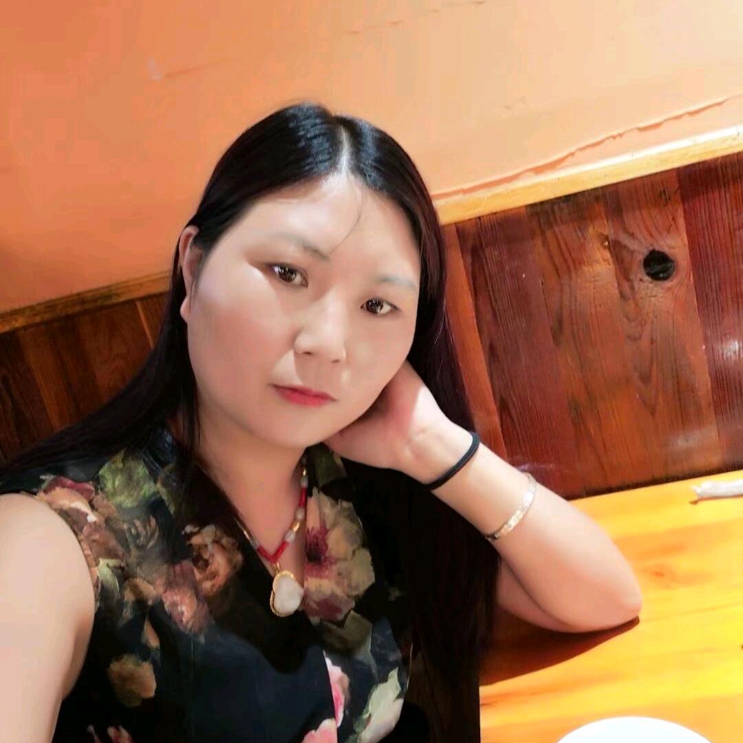 李滢
