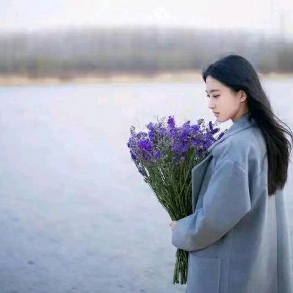 在水一方