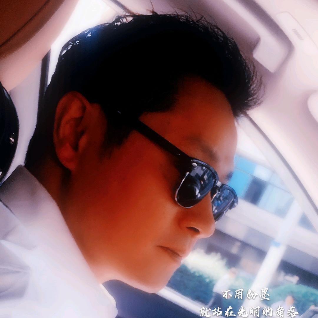 张小嘉1018