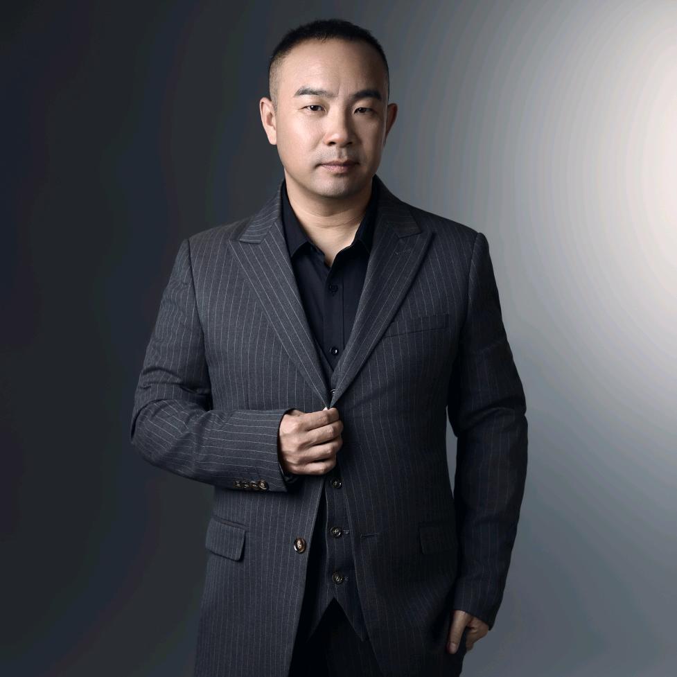 张建华五金洗车集合店