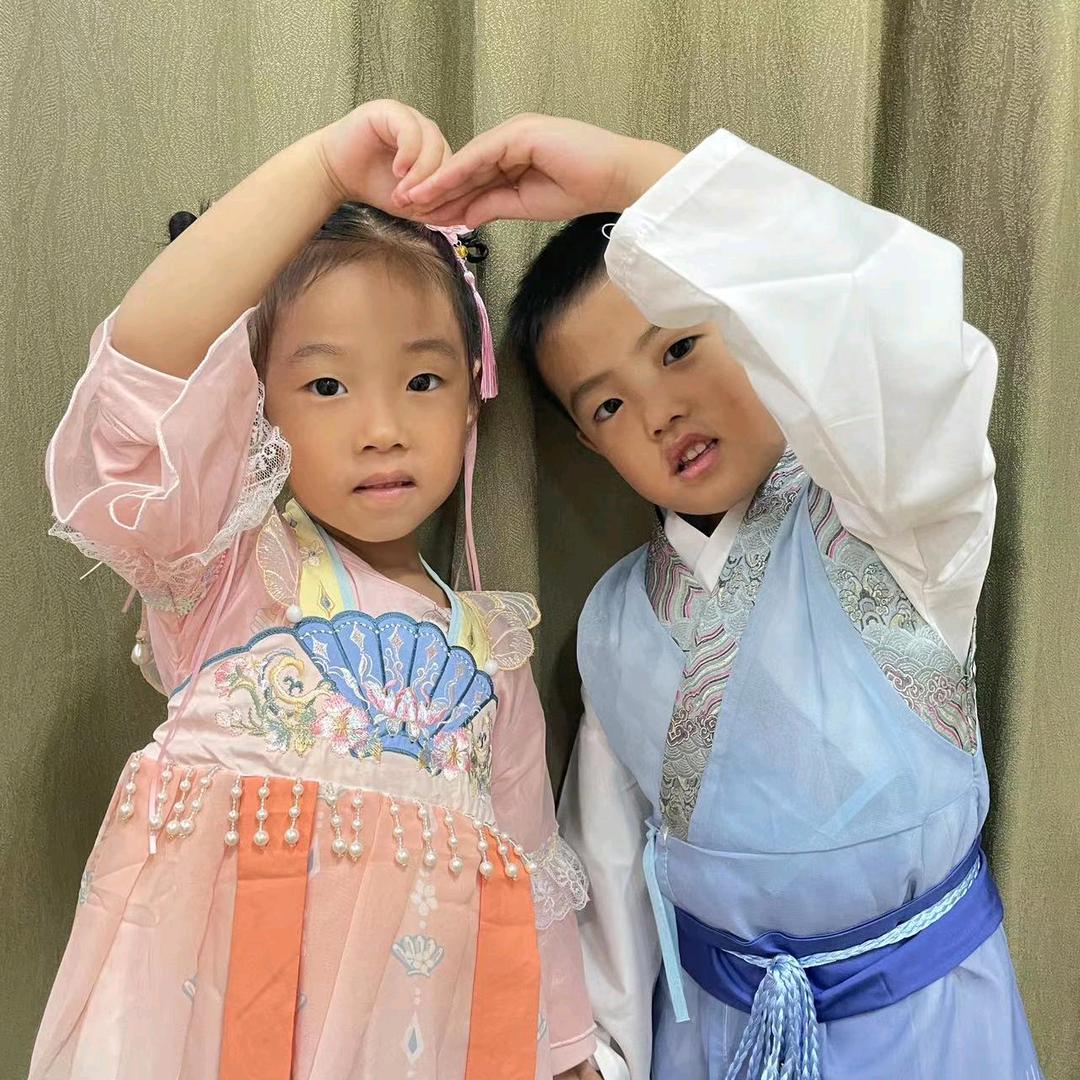 楷楷彤彤妈妈