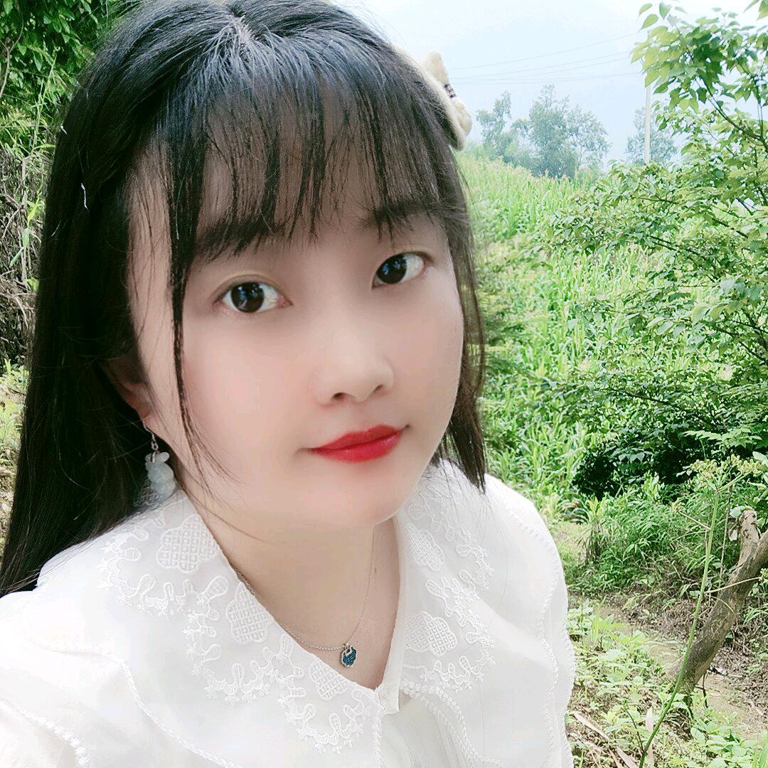 爱笑的丫头