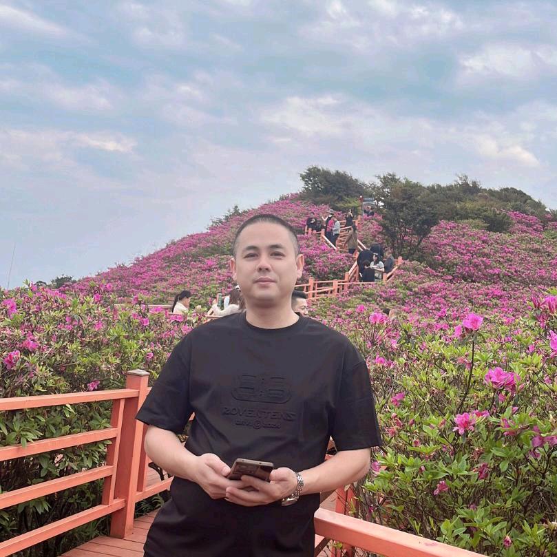 邱先生