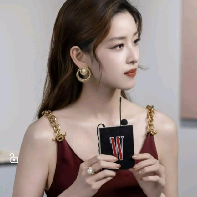 （失恋了泪水打湿枕头）大运将至♏