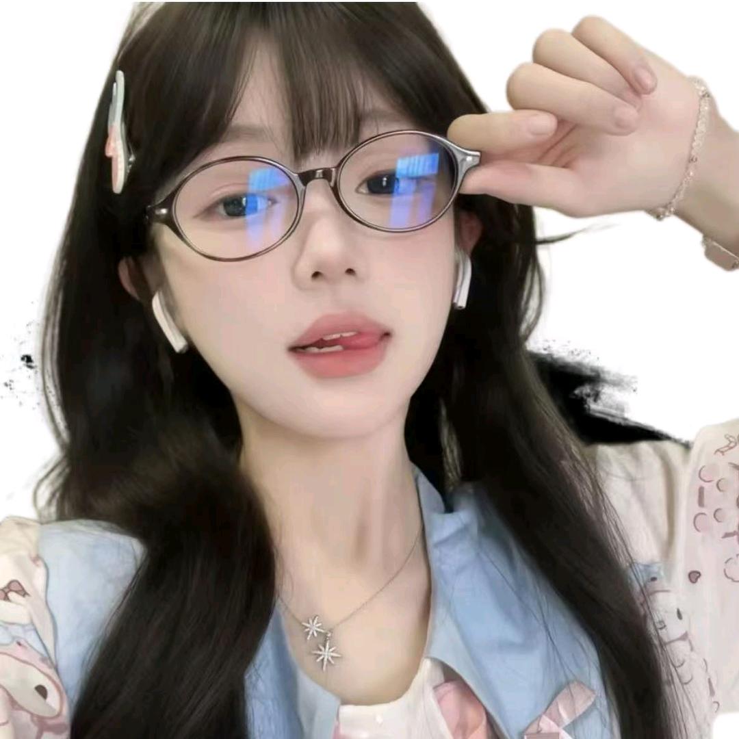 八月✨ai