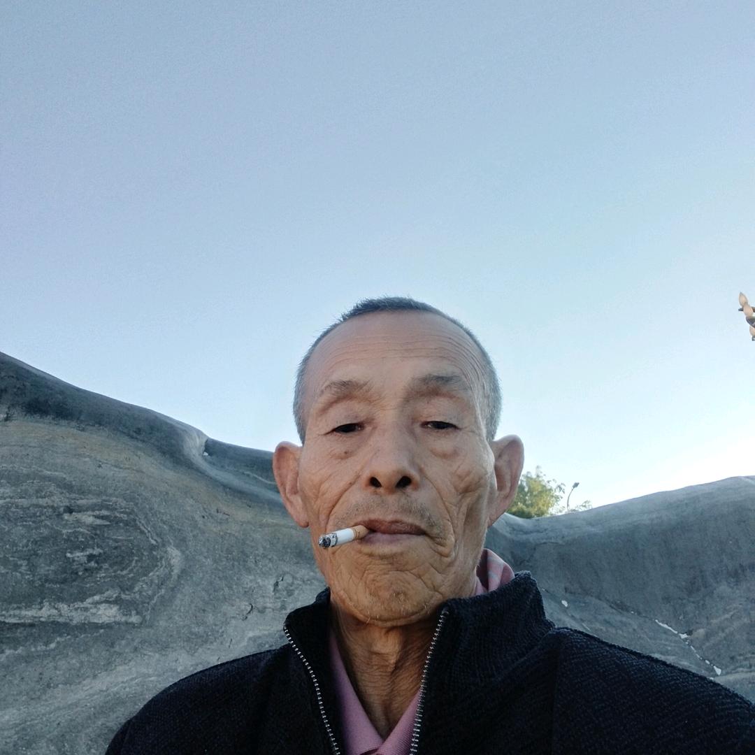 胥丕荣