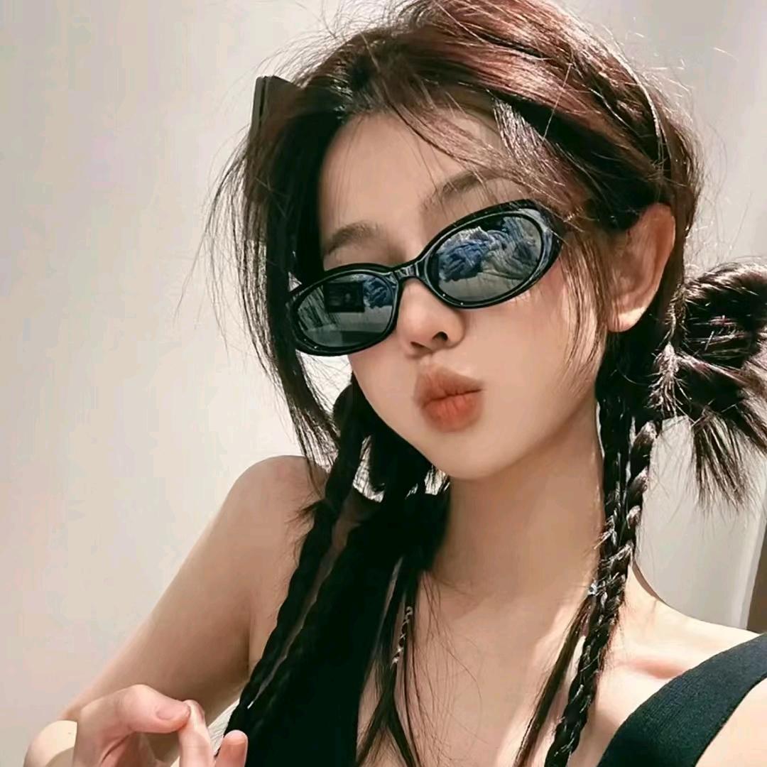 吃饱就发呆