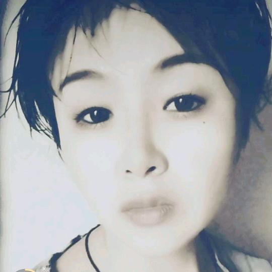 锁清秋