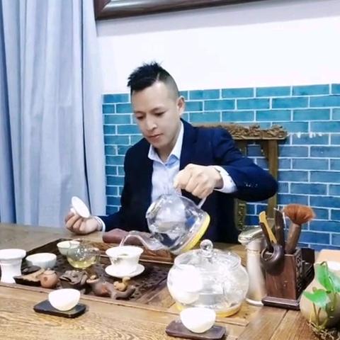 南充子夜（瓷砖批发）