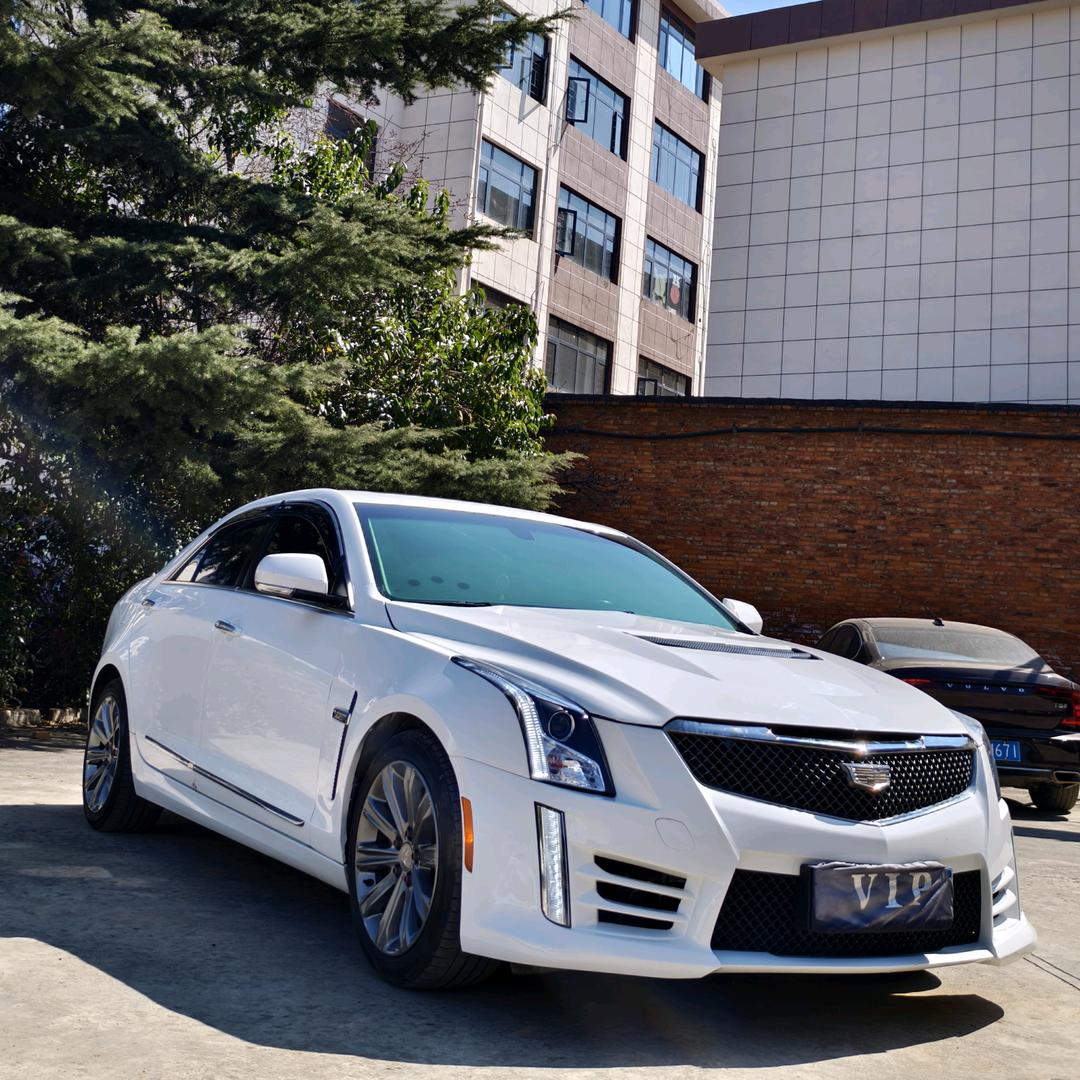 昭通万成二手车杨车车