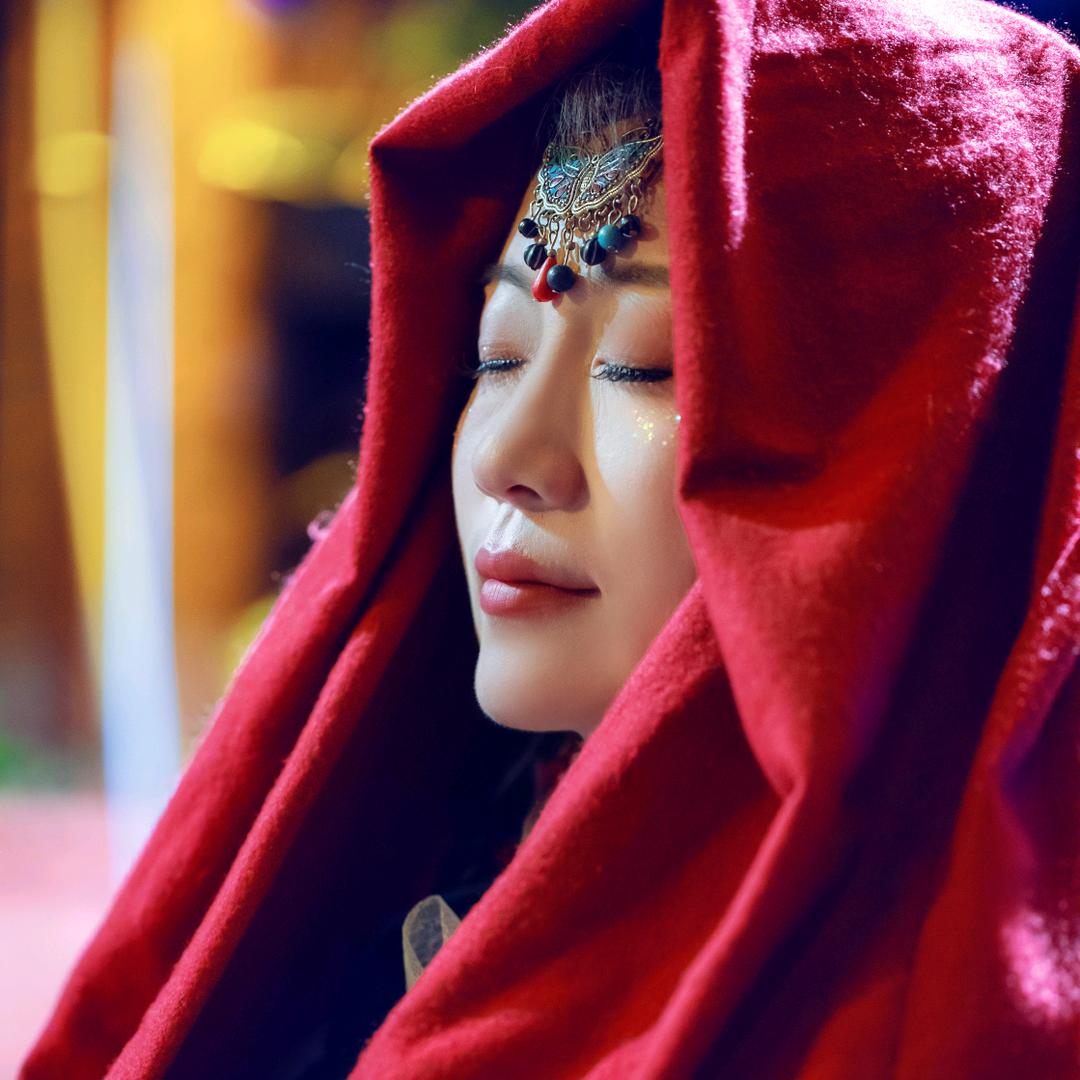 彩彩