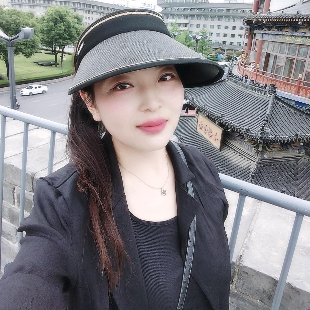 颜夕