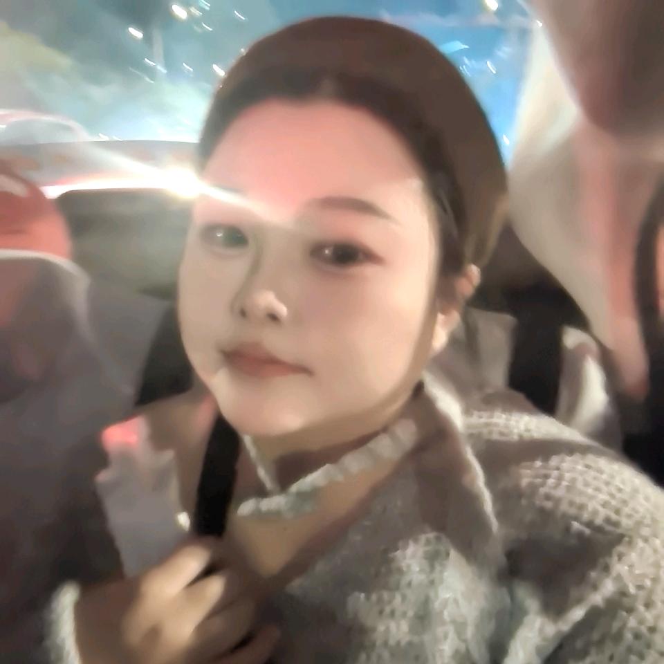 拾玥.（三朵甜心小棉袄）