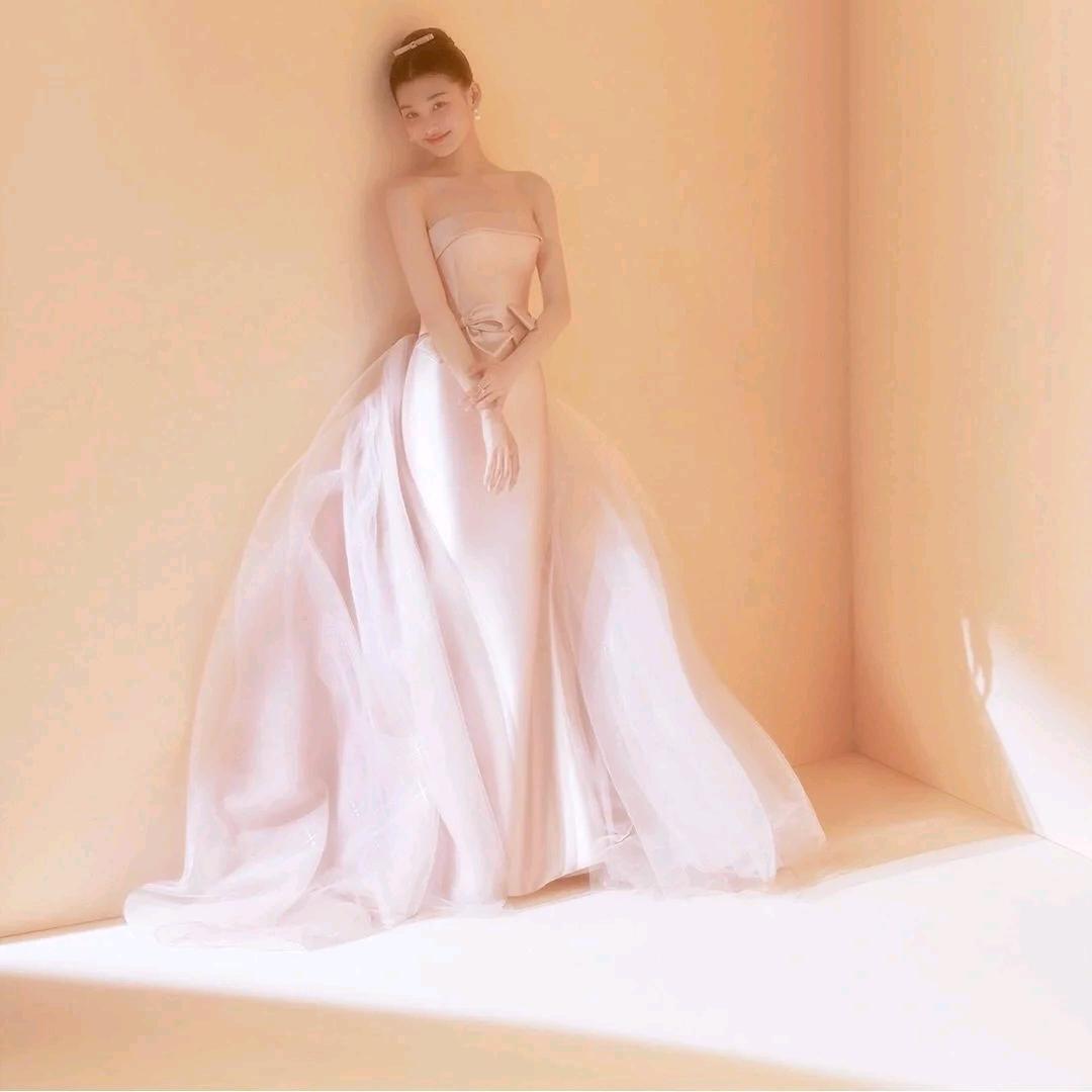 伊丽园·婚纱摄影｜儿童摄影｜客服大管家