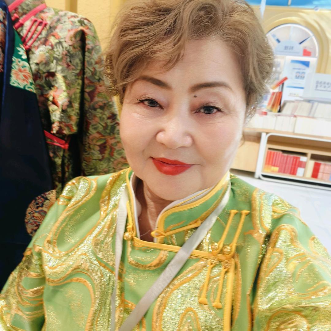 乌云格日乐