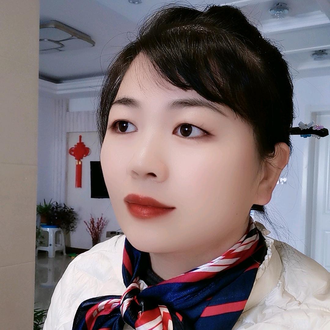 一个微笑😊😊