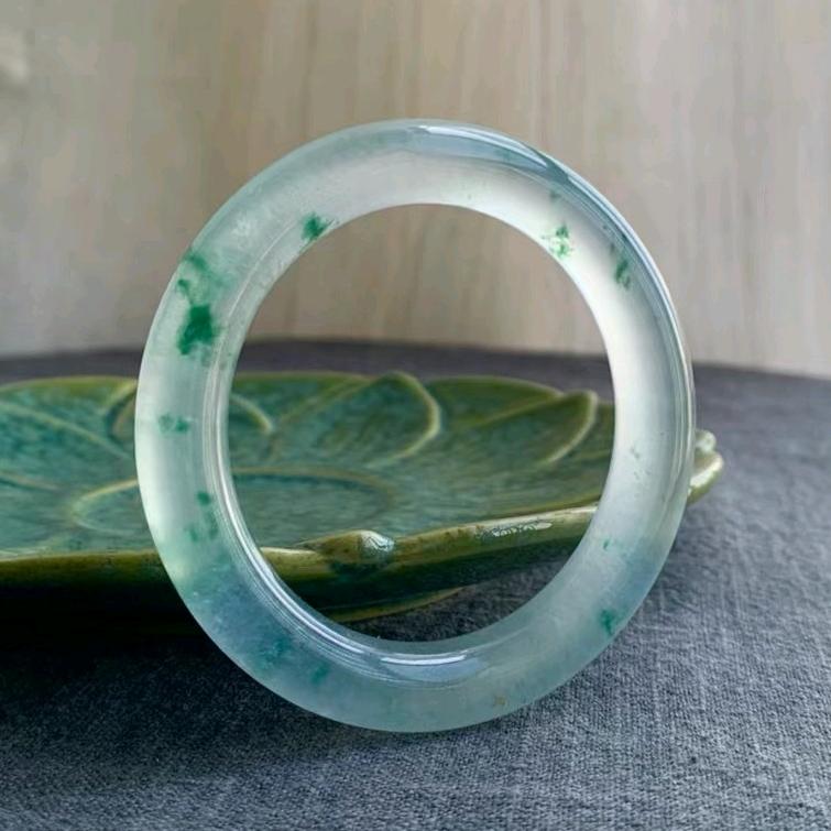 千里翠翡翠珠宝店