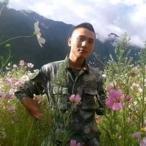 草根村官