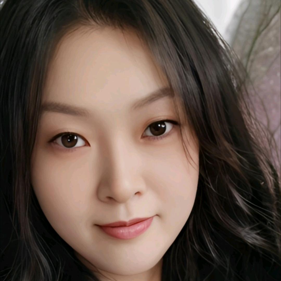 卖家电的美女小姐姐