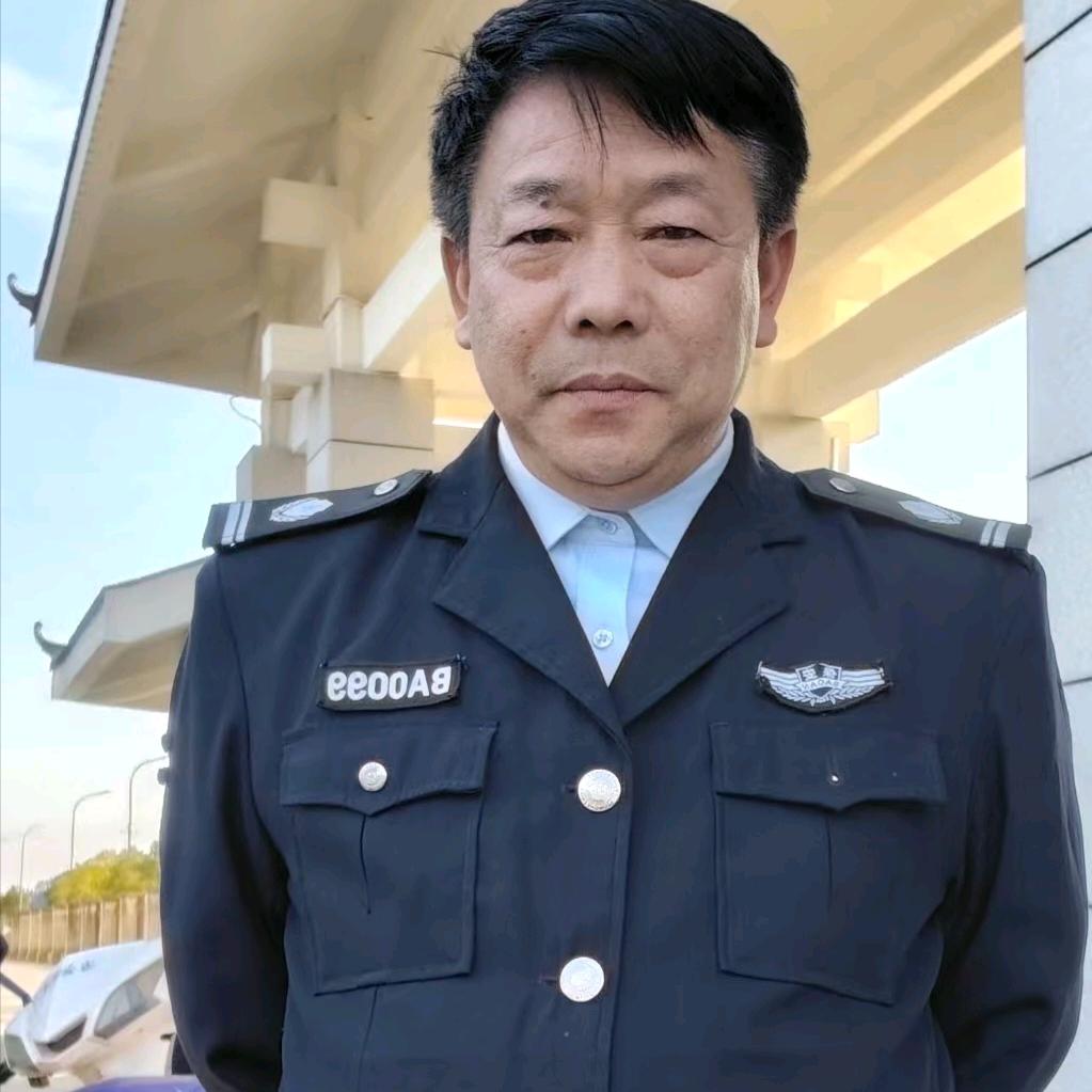 龙哥