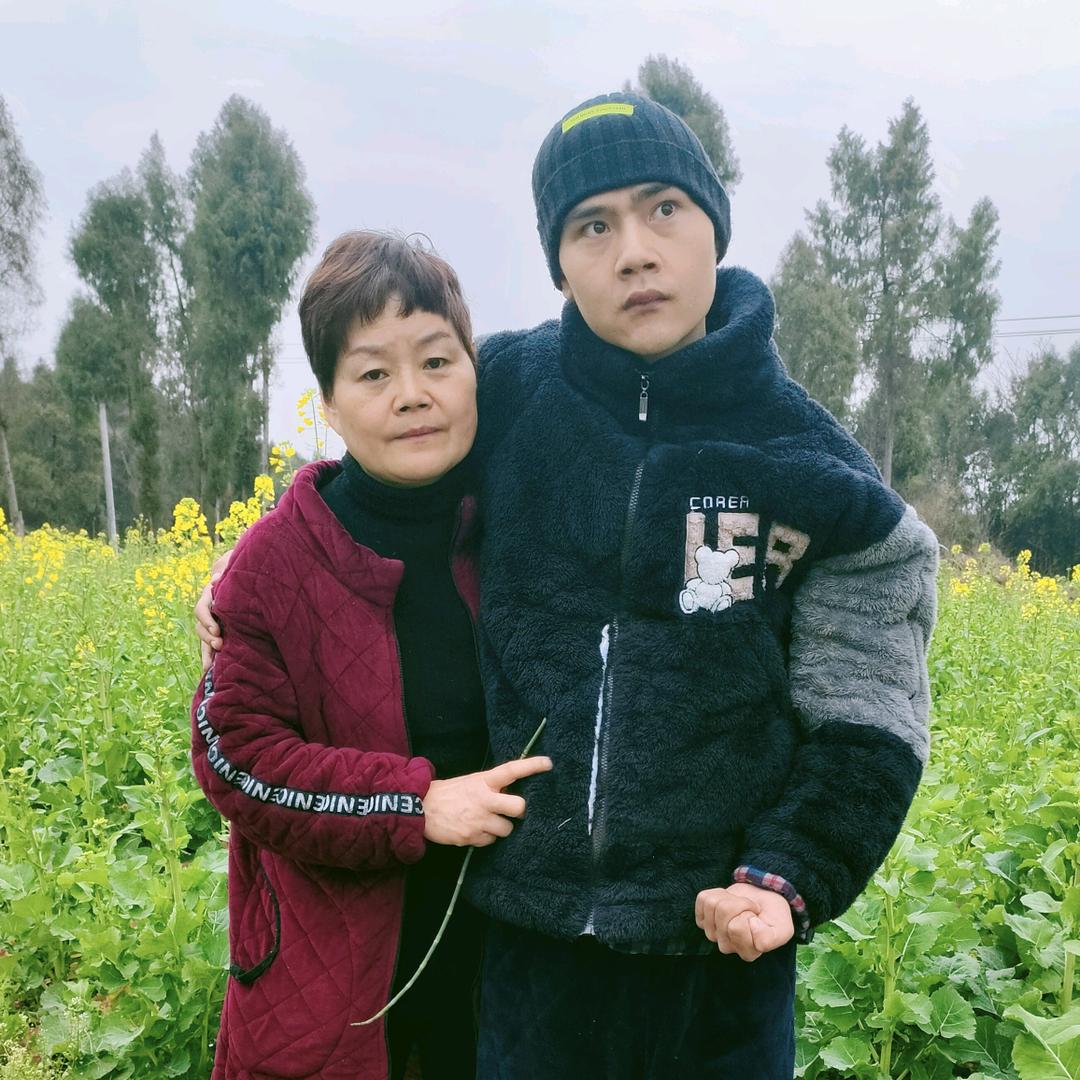 四月蔷薇宇妈