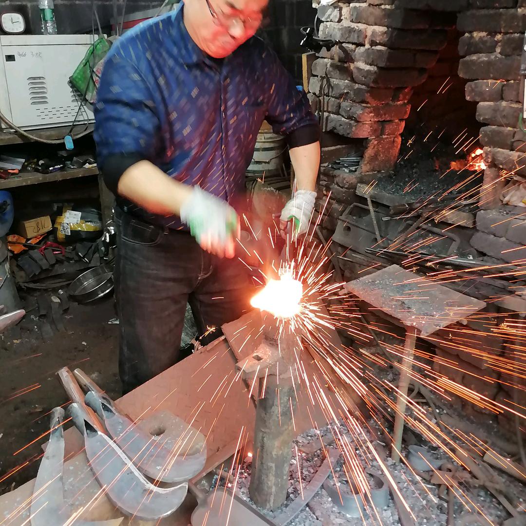 杨明铁匠铺