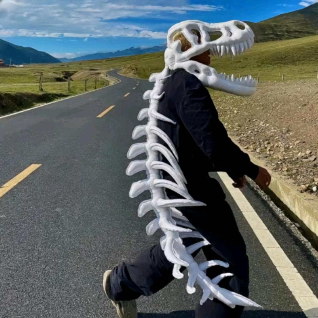 不死终有出头日