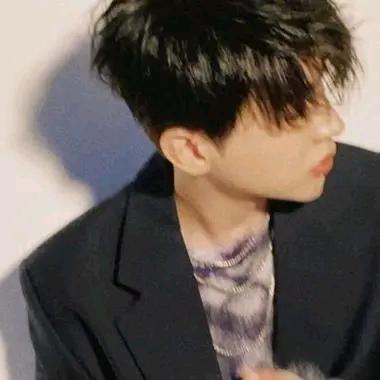 龙爱一生快乐