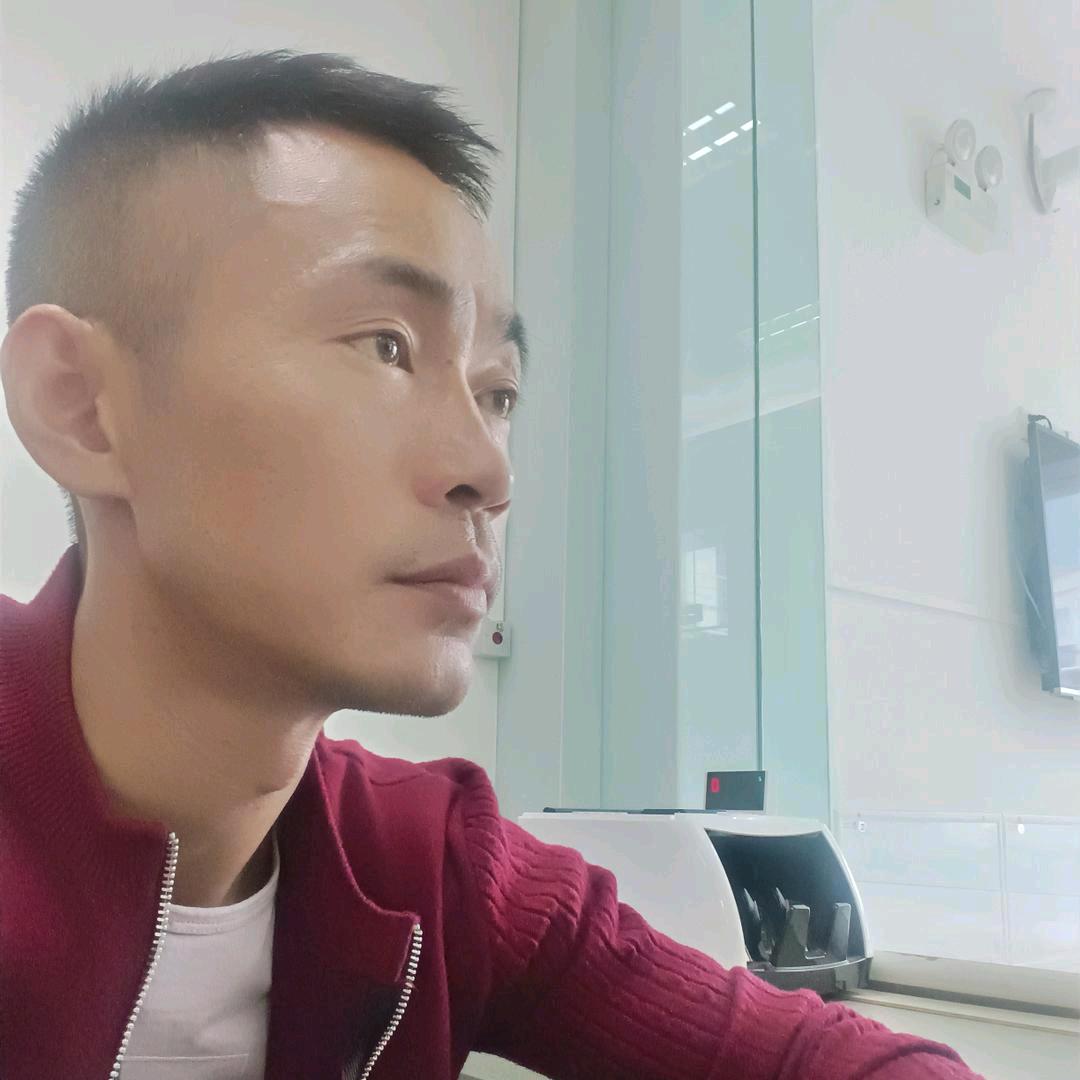 飘云歌🎼🎤🎤