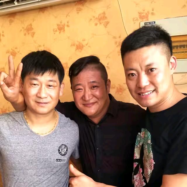 高大乐队高玉鹏